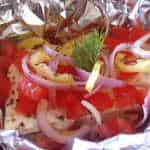 Φέτα μπουγιουρντί συνταγή (Μπουγιουρντί με πιπεριές και ντομάτες σε αλουμινόχαρτο)